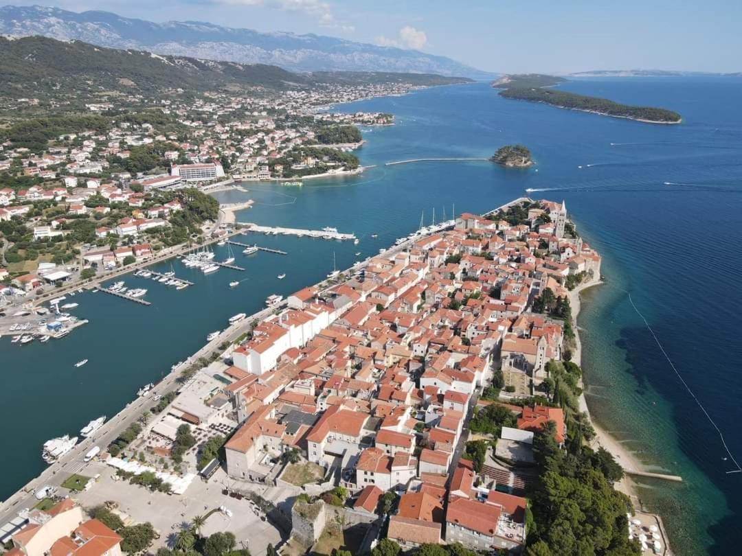 Apartman Belisima Deluxe Supetarska Draga Eksteriør billede