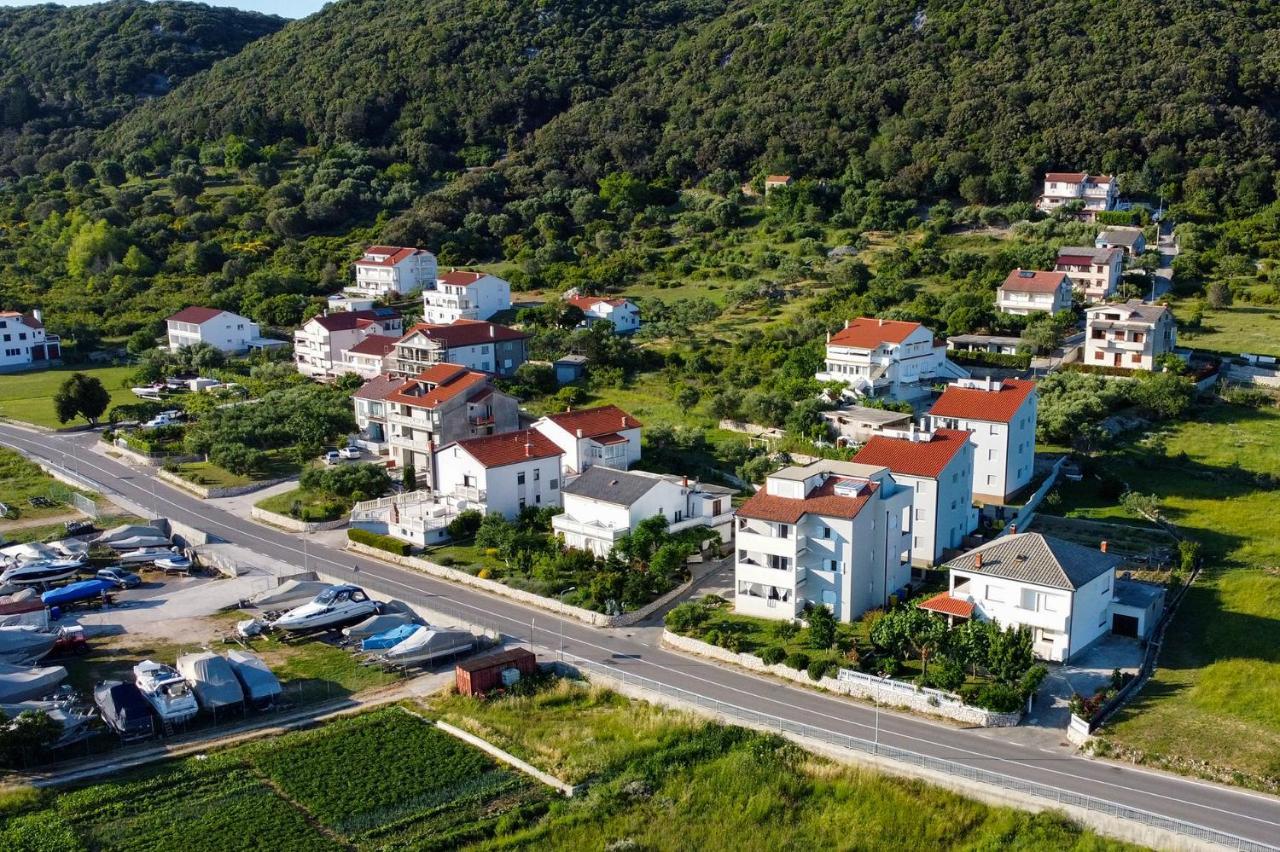 Apartman Belisima Deluxe Supetarska Draga Eksteriør billede