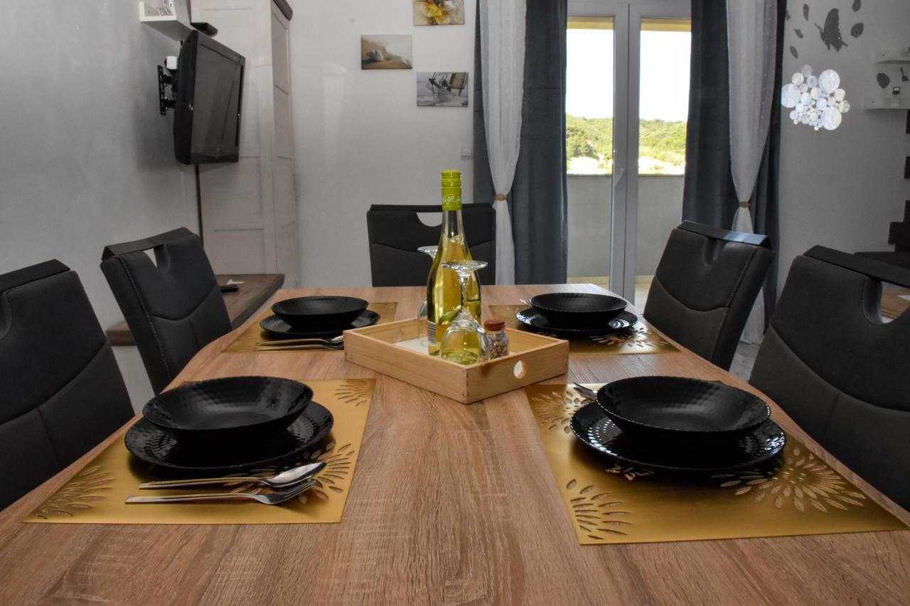 Apartman Belisima Deluxe Supetarska Draga Eksteriør billede